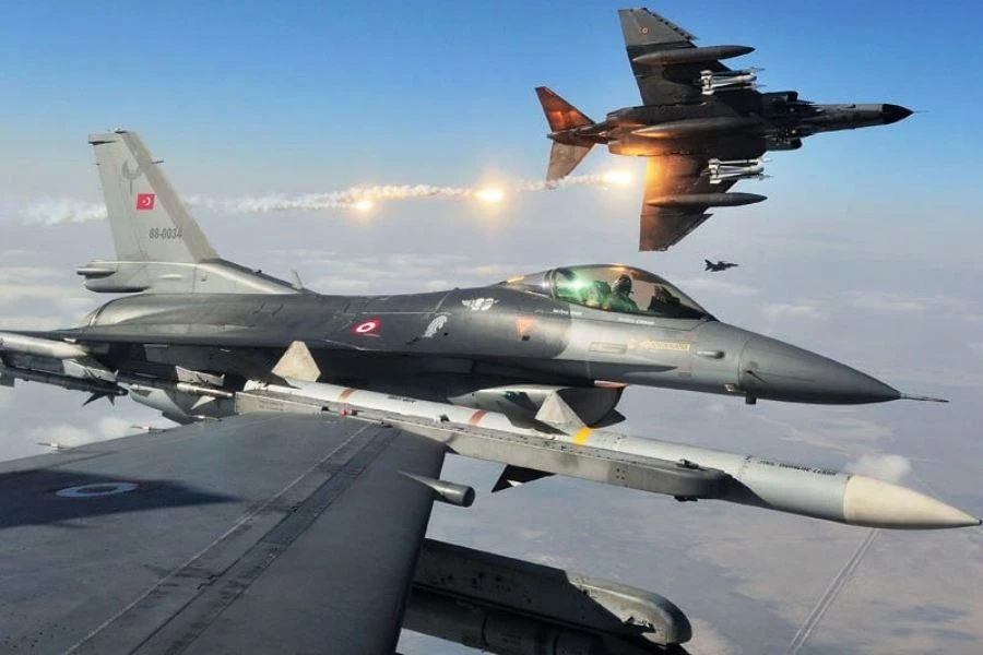 Μπαράζ παραβιάσεων από Τούρκους στο Αιγαίο – 35 μέσα σε μια ημέρα